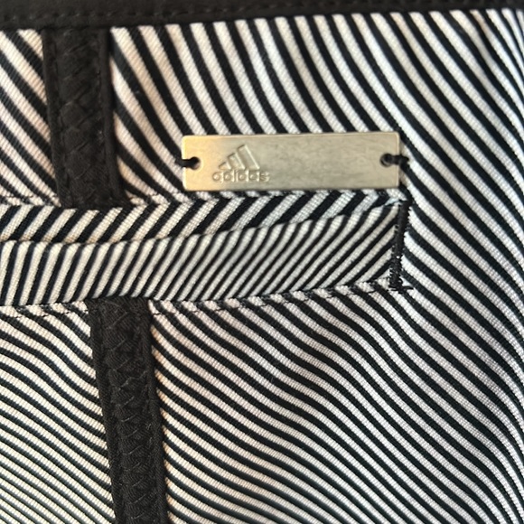Adidas Golf skort Women’s Size small - Picture 3 of 10